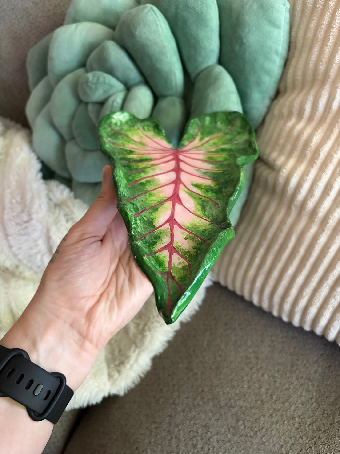 Large Leaf Trinket Dish