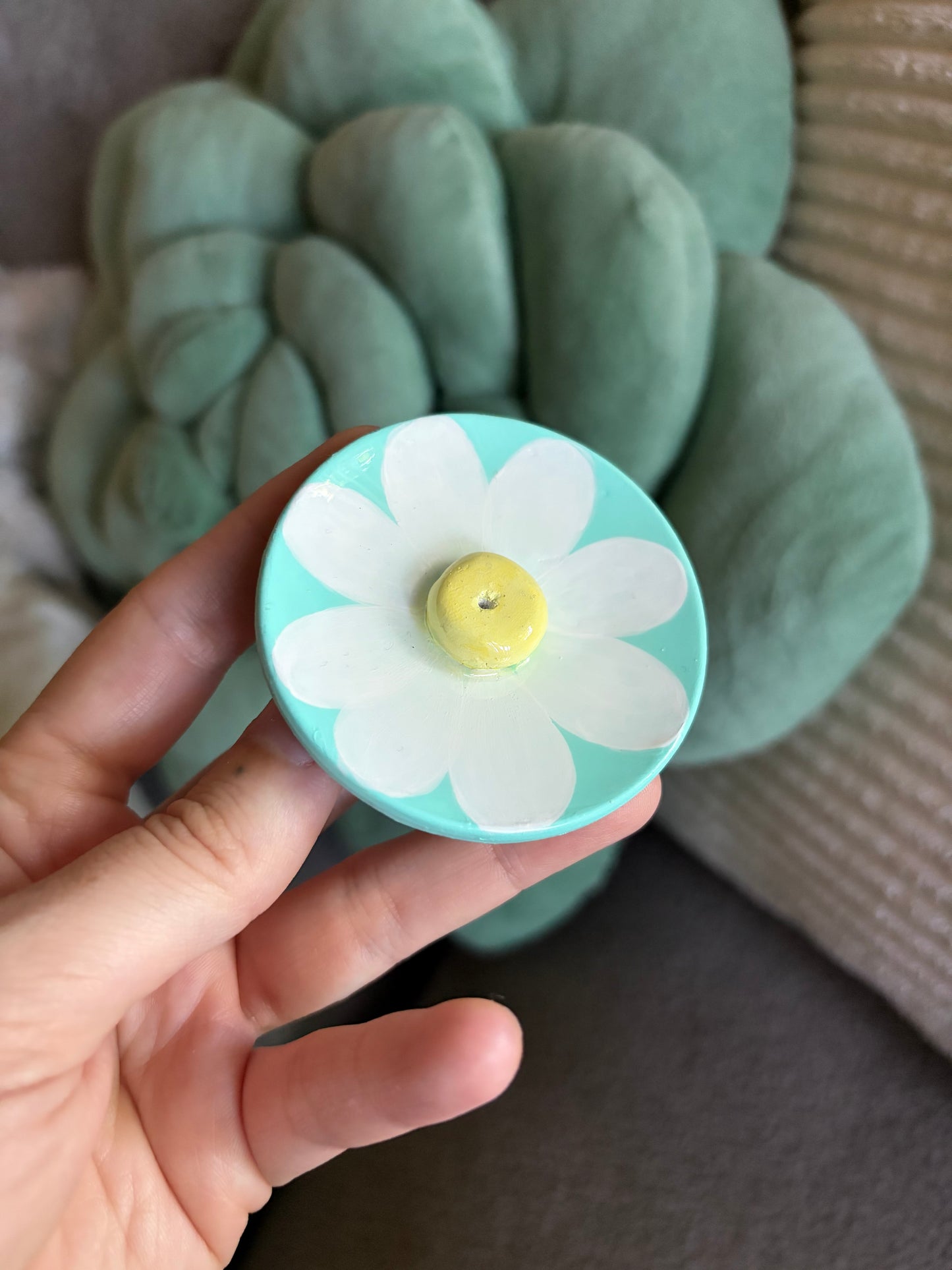Daisy incense burner
