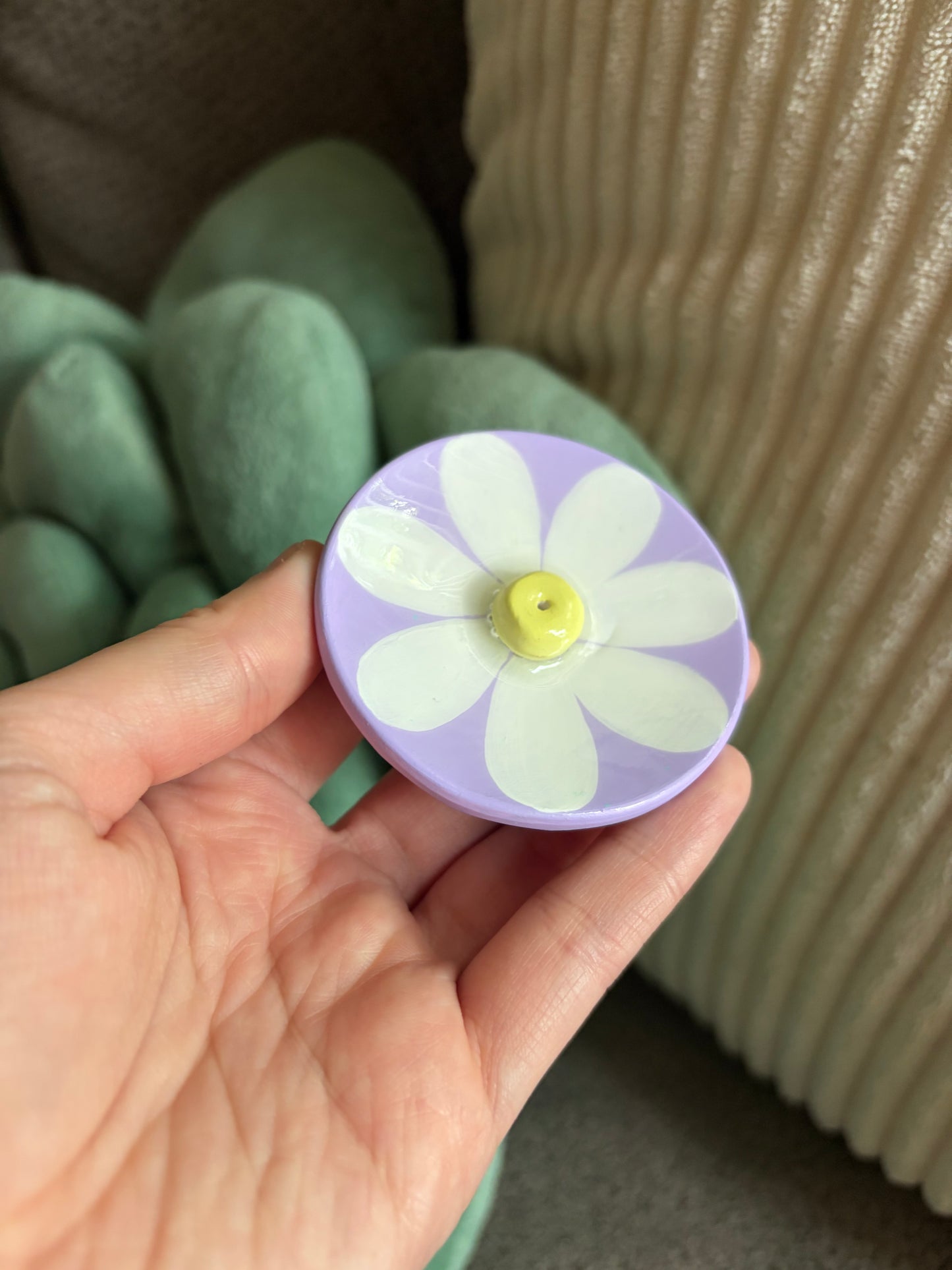 Daisy incense burner